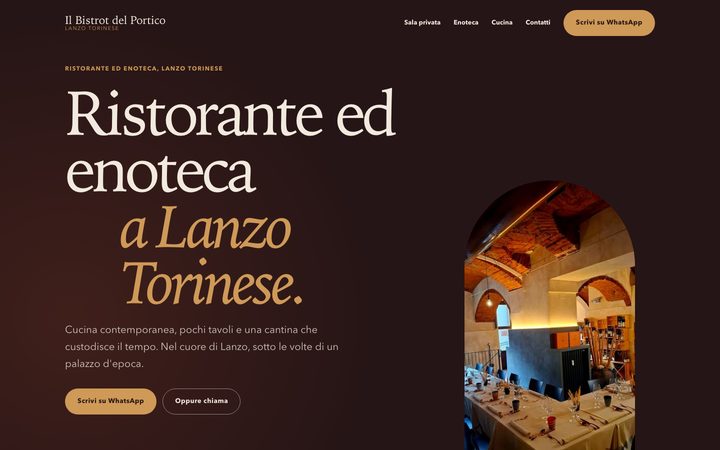 La pagina iniziale del sito Il Bistrot del Portico: sala con volte in mattoni, tavolo apparecchiato e pulsante per scrivere su WhatsApp