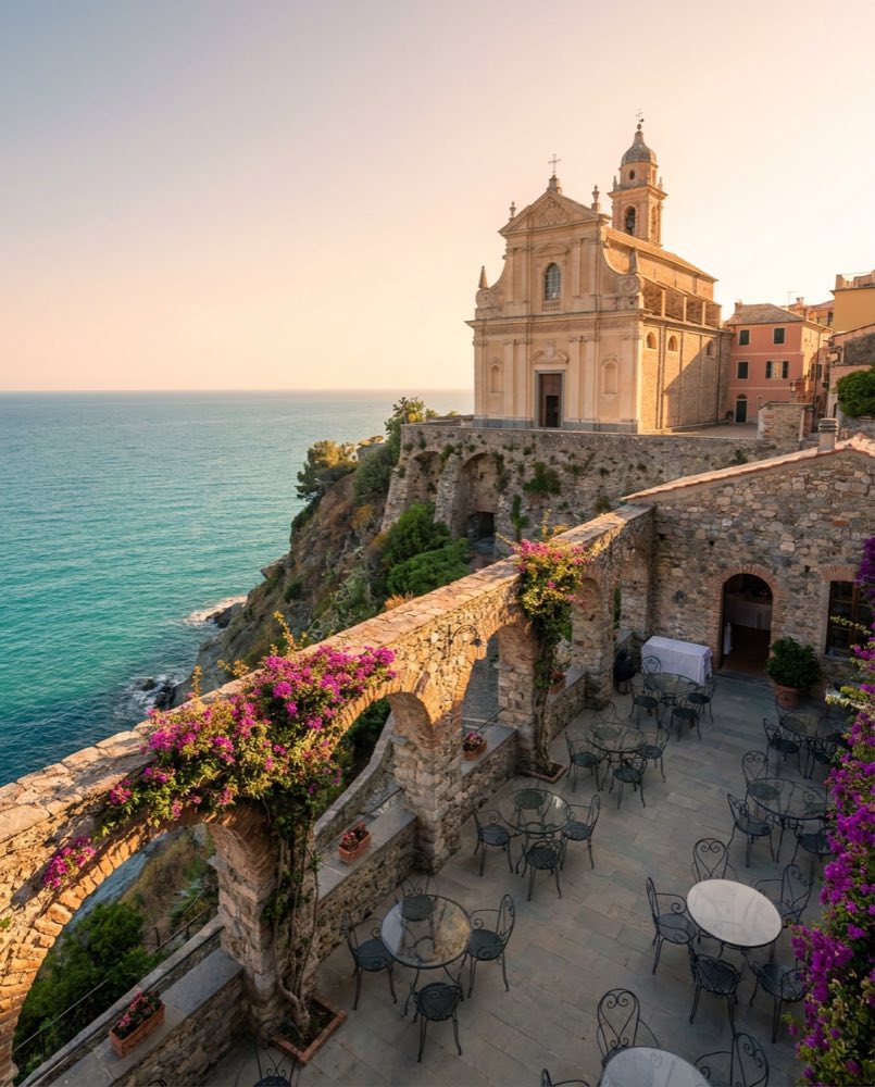 Veduta ligure scelta per il progetto Maestrale, dedicato a matrimoni e viaggi privati in Liguria